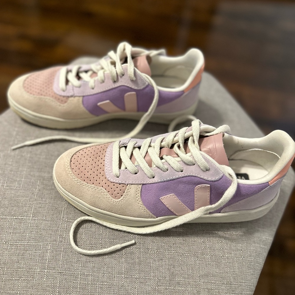 Veja Lavender & Peach Sneakers - Size 6